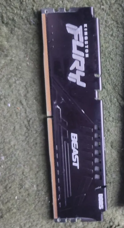 DDR5 8GB Fury 5600Mhz 3 DDR5 8GB Fury 5600Mhz 3