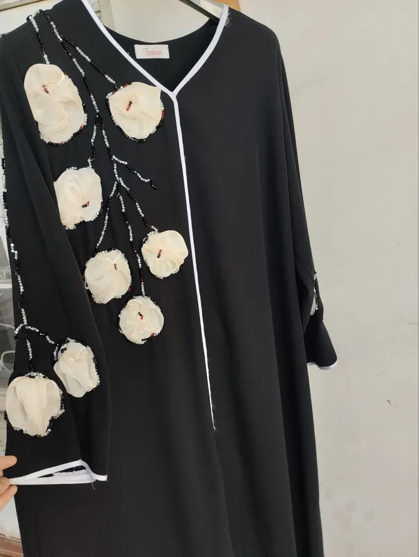 Ayollar koʻylaki , Hijoblilar uchun abaya — фото 1