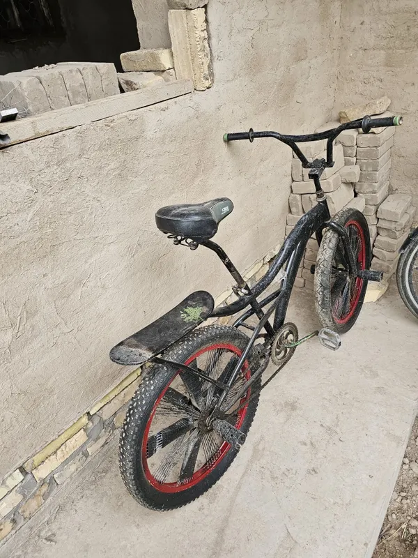 Velosiped sotiladi