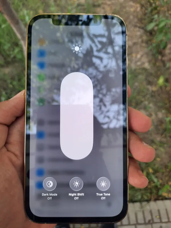 Iphonr 12 pro gold SOTILADI 7