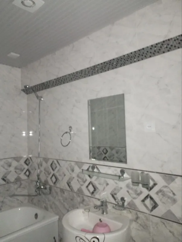 Jizzax shahar, Bobur mahalla, Zarafshon ko'chasida uy sotiladi — фото 1