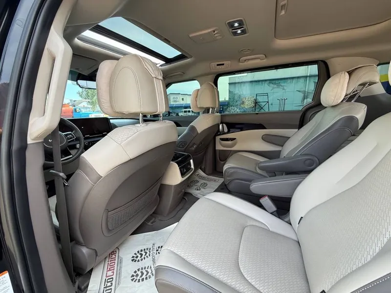 Продаётся Kia Carnival Prestige 3.5L Год 2022 — фото 7