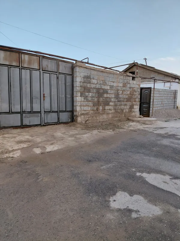Termiz shahrida hovli sotiladi