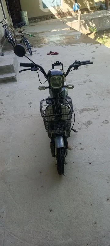 Skuter hamma joyi ishlaydi mommosi yoq 5