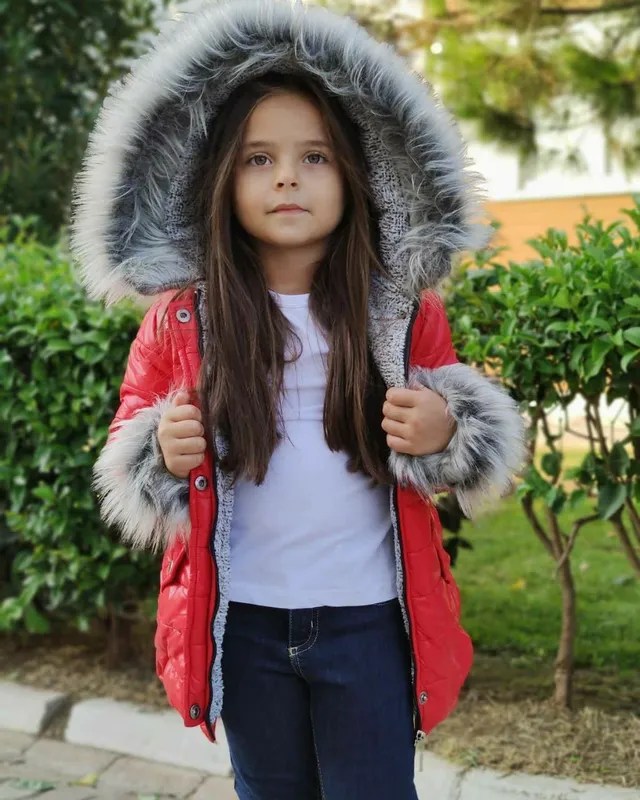 Qiz bola uchun 2/3 va 3/4 yoshga kurtka 2