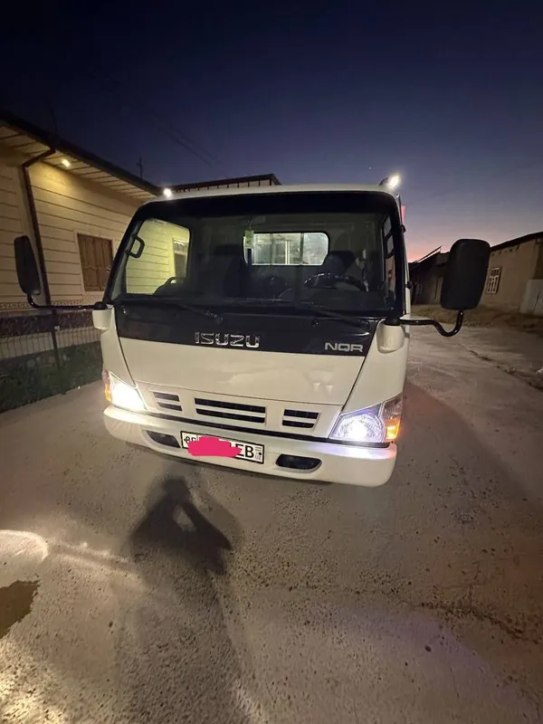 Isuzu bartavoy sotiladi 4