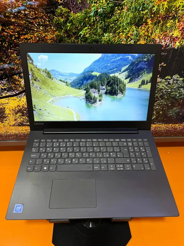 Ноутбук Lenovo