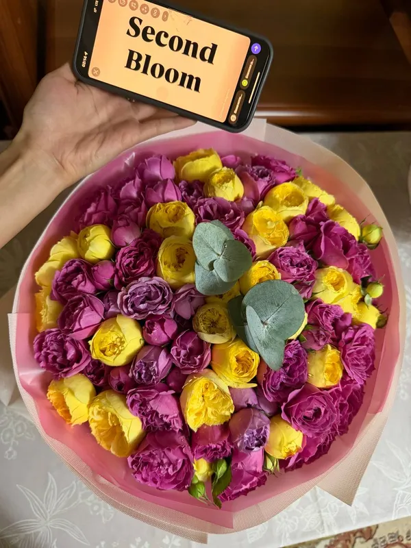 Букет из свежих роз