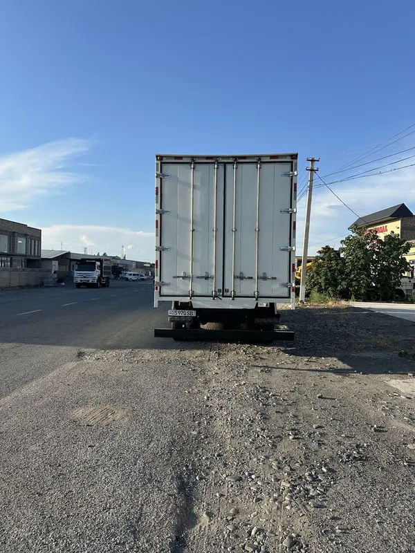 Исузи йук фургон — фото 2