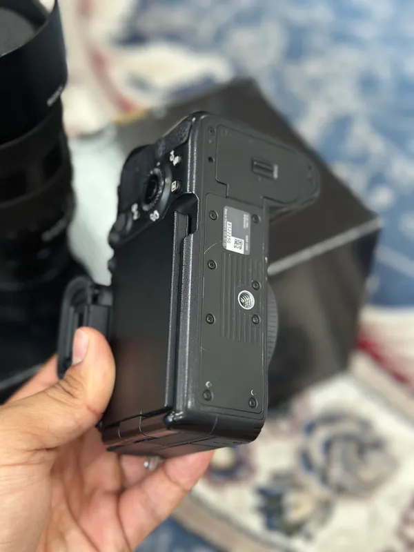 Sony A7 IV 24-105mm Obektiv 2bater Manaput 2