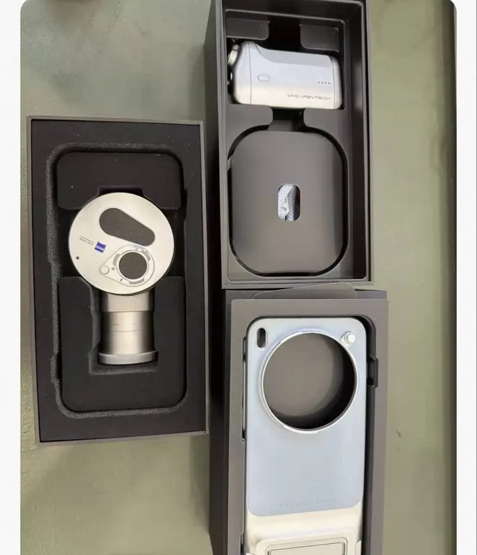 Vivo X300 Pro Camera Kit sotiladi Professional photography kit — zo