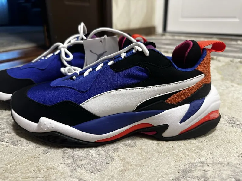 Продаю стильные летние весение кроссовки оригинал Puma Thunder — фото 2