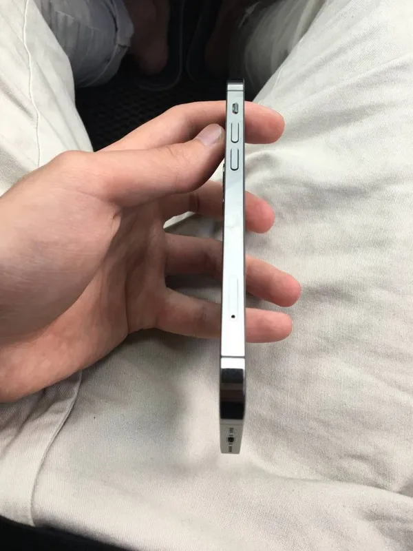 Iphone 12 pro 128gb sotiladi 4