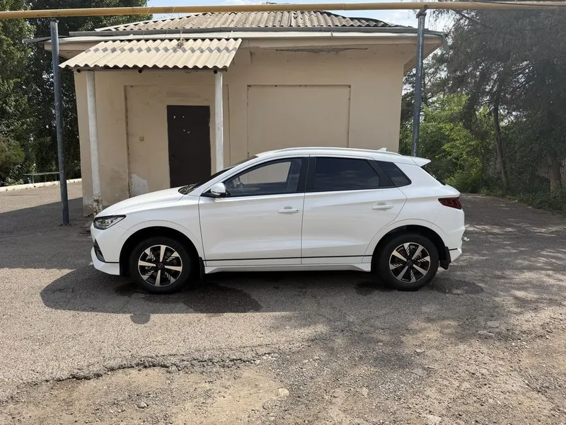 BYD E 2 сотилади — фото 1