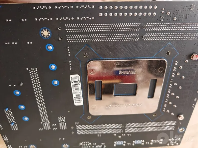 HUANANZHI X99-QD4 + 2680v4 + cooler cpu 6 HUANANZHI X99-QD4 + 2680v4 + cooler cpu 6