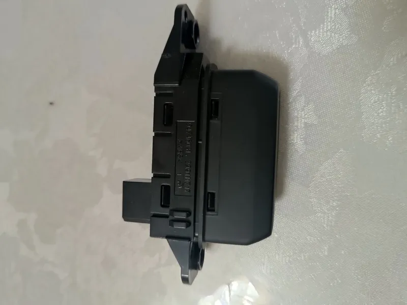 Кобальт airbag кнопка GM 2 Кобальт airbag кнопка GM 2