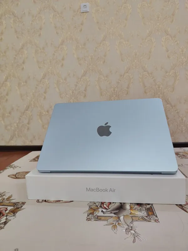 APPLE Macbook Air 13" M4 FULLBOX Ideal 4 APPLE Macbook Air 13" M4 FULLBOX Ideal 4