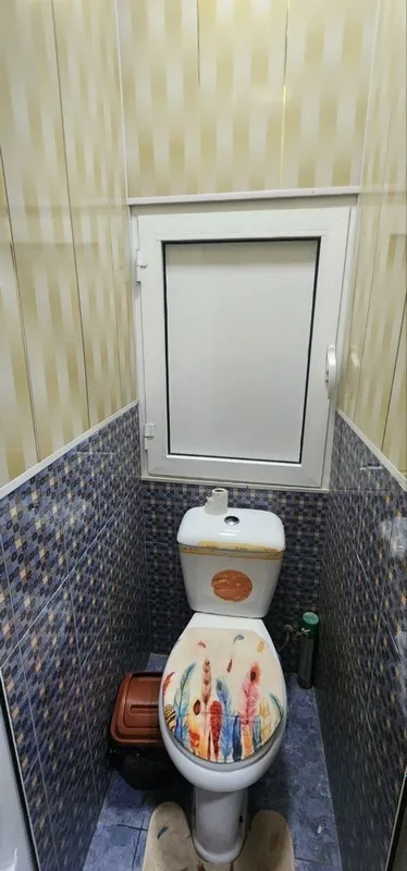 2/4/4 сотилади 50м² 8 2/4/4 сотилади 50м² 8