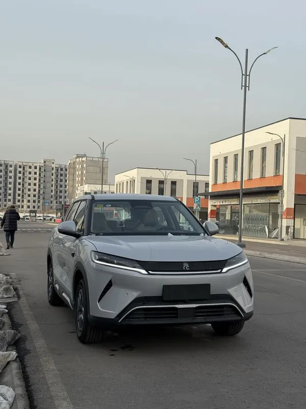 BYD Yuan up Smart drive 401 chegirma narxlada — фото 1