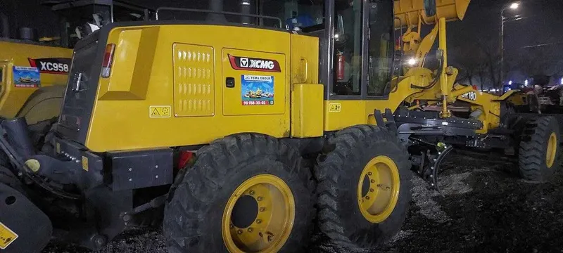 на Складе! Автогрейдер XCMG GR180 таер