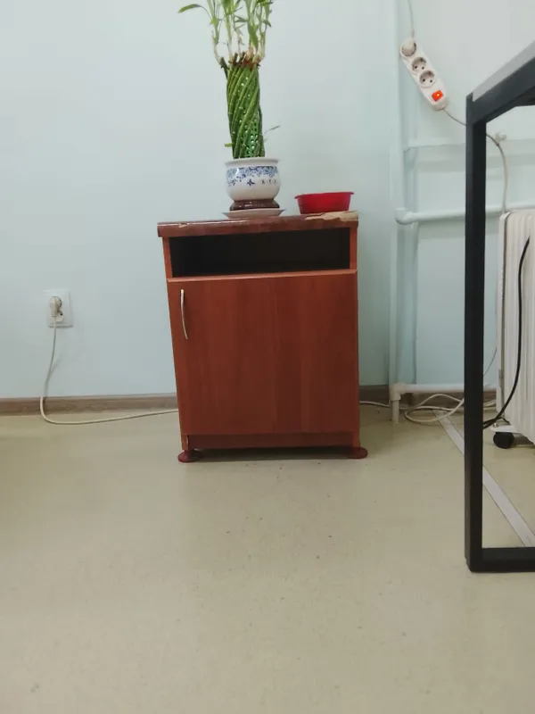 мебель офисная, 2 шкафа, 1стол комп. 1 тумбочка 1 мебель офисная, 2 шкафа, 1стол комп. 1 тумбочка 1