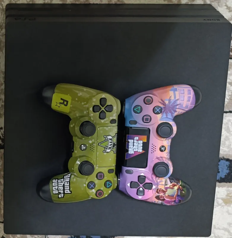 PS4pro 1terabayt holati yangi 1 PS4pro 1terabayt holati yangi 1