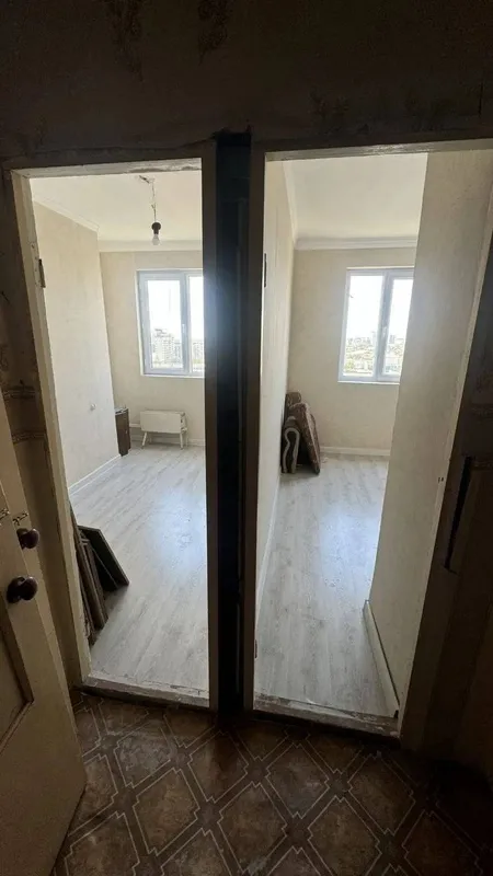5 xonali kvartira, 82 m2, Yakkasaroy 3