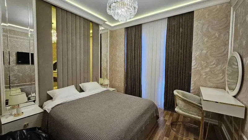 цум Аренда 2 ком Айбек метро и космонавты госпитальный СРОЧНО СДАМ — фото 1