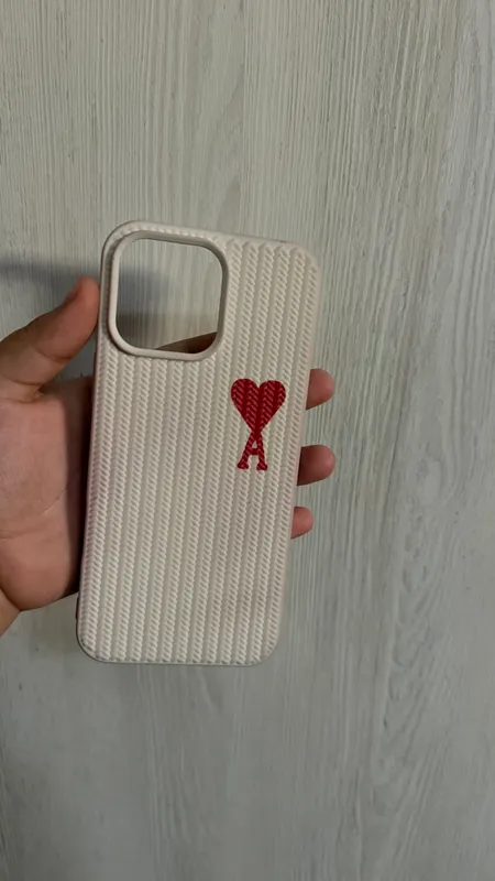 Чехлы для iPhone 16 Pro Max 4