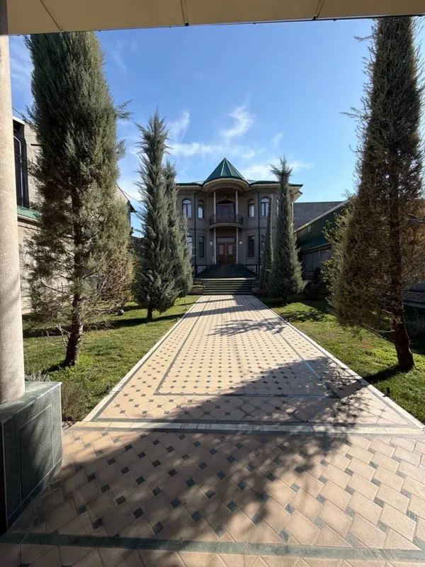 Uy Sotiladi + Jihozlari bn