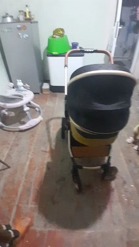 Каляска Сотилади 5