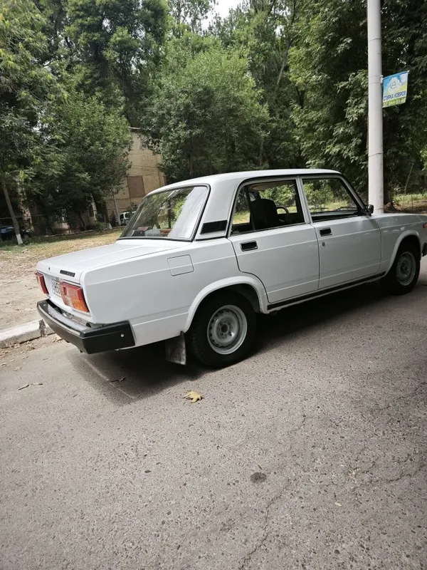Лада 2105,год выпуска 2006.пробег 35200,родная