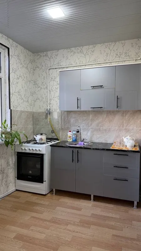 Yalangach 2/3/4, 48 m², Maishiy xizmat uyi, Shirin bozori 5 Yalangach 2/3/4, 48 m², Maishiy xizmat uyi, Shirin bozori 5