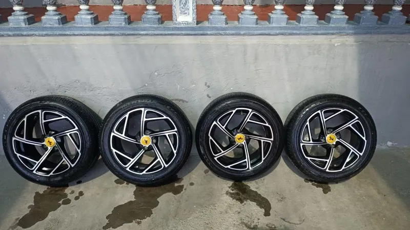 Bentley Diska balon sotiladi 3 Bentley Diska balon sotiladi 3