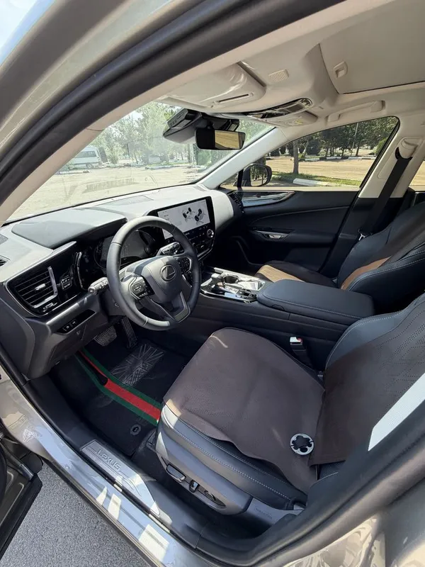 LEXUS nx350h 2025 birka 2026 texpasport Yurgan masofa 3300 klm — фото 4