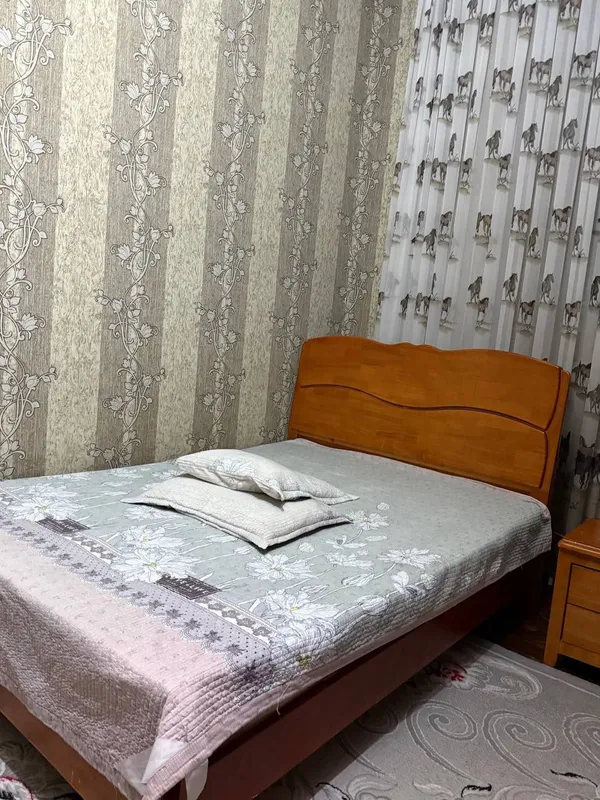 Срочно продается мебель спальня в хорошем состоянии — фото 6