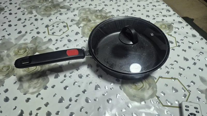 Сковородка новая