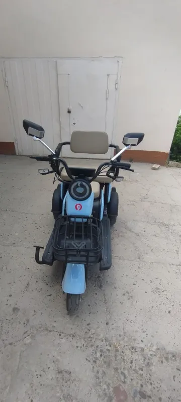Sukuter sotiladi 1