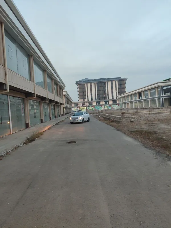 Срочно продам 2 этажный магазин Бухара сити в дол дороге. 5 Срочно продам 2 этажный магазин Бухара сити в дол дороге. 5