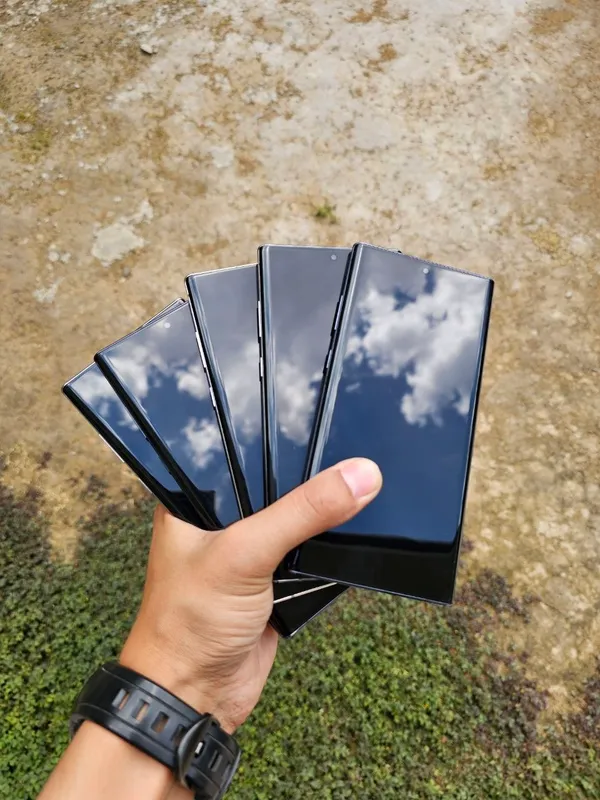 Samsung Galaxy Note 10 Plus (5G) — фото 1