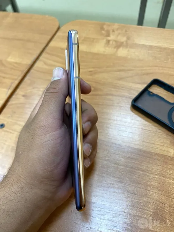 Samsung S21 5G идеальный 1 Samsung S21 5G идеальный 1
