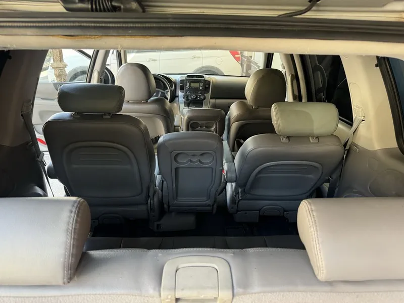 Kia carnival 9 мест 4 Kia carnival 9 мест 4