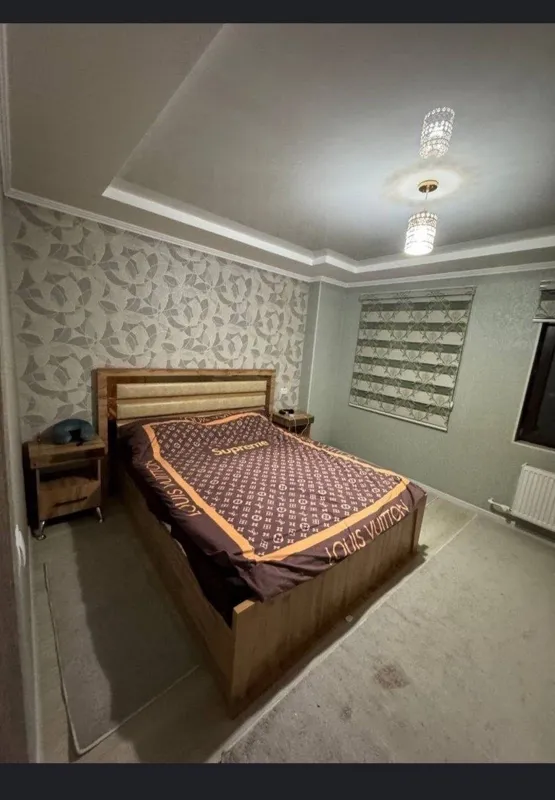 Yakkasaroy 2 xonali uy srochna 280$ bez makler uy
