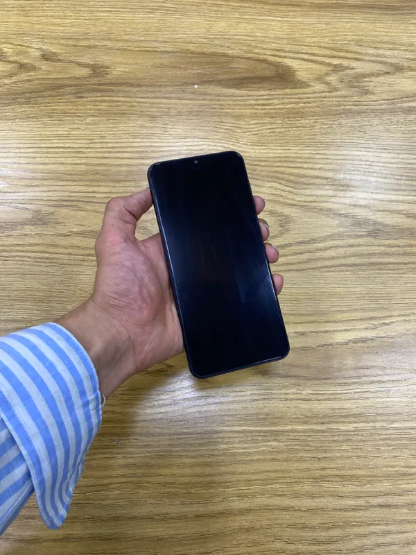 Samsung m13(A13 mas ) undan ancha kuchli tel 1