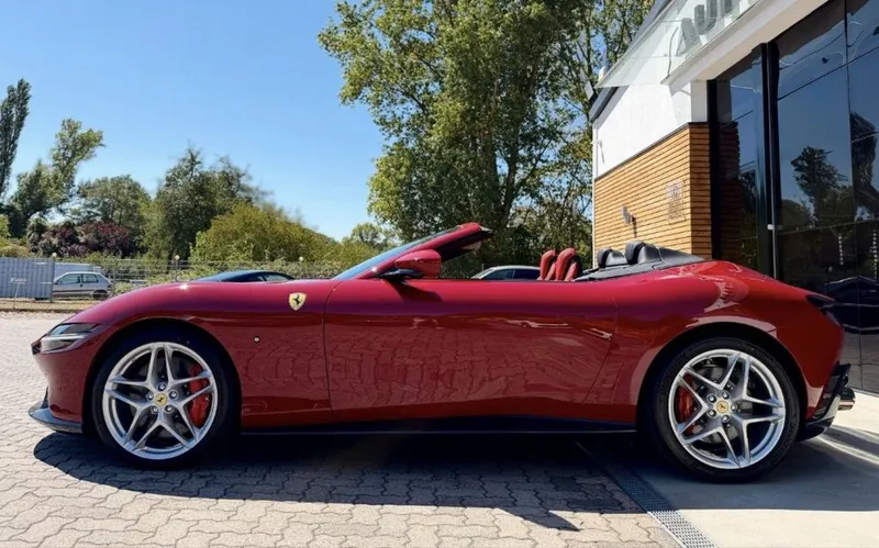 Ferrari Roma Spider 2026 4 Ferrari Roma Spider 2026 4