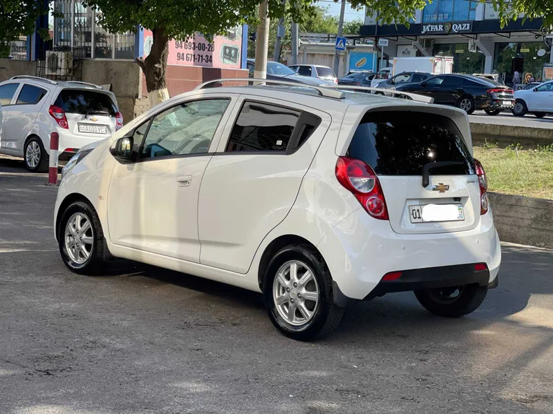 Chevrolet Spark AT 2022 Elegant Plus 4