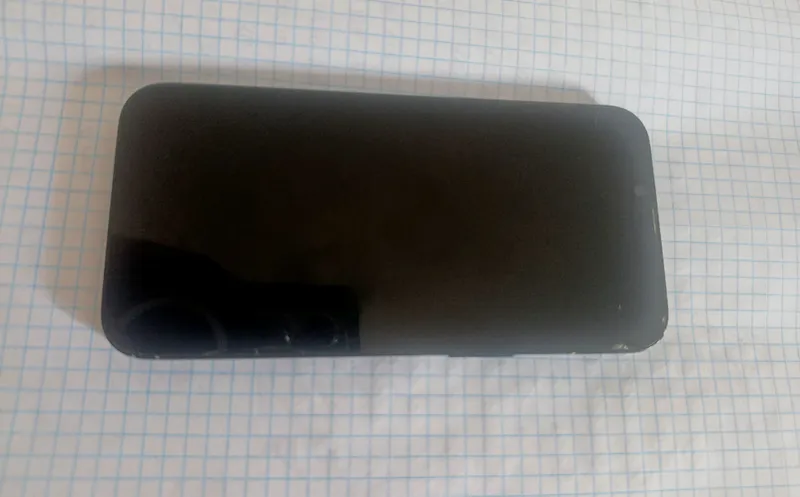 iphone 13black 2