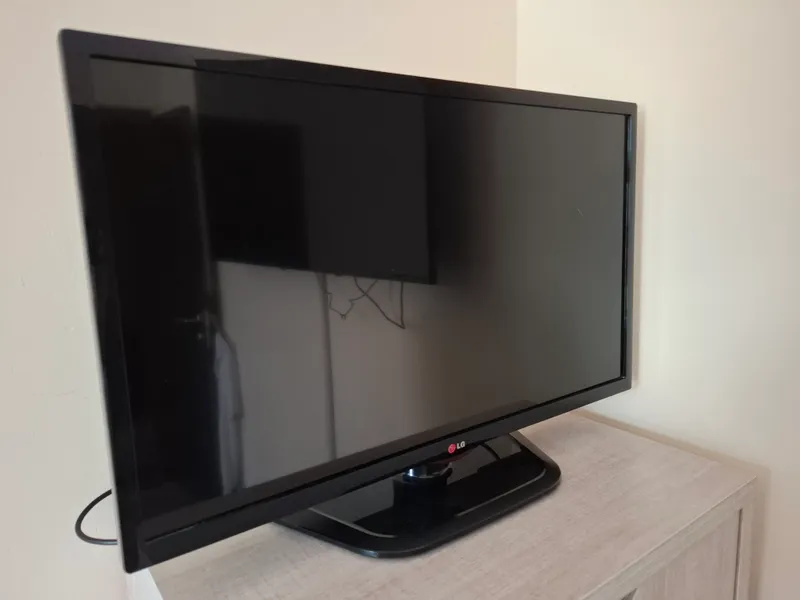 Телевизор LG 32