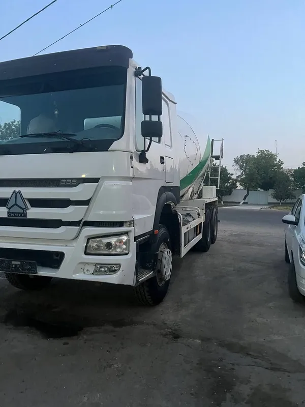HOWO 336 CNHTC юк машинаси