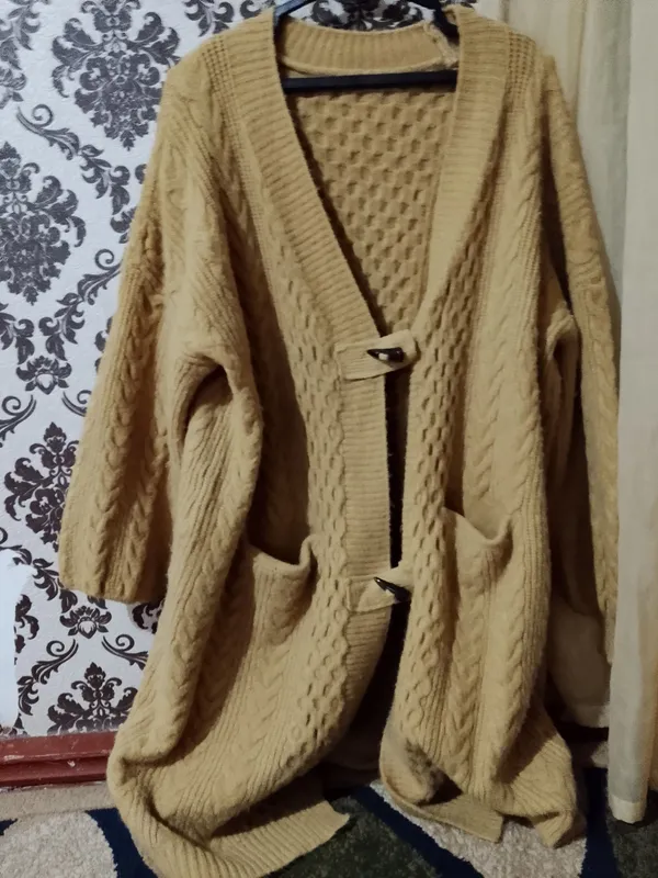 ayol qizlar kardigani sotiladi